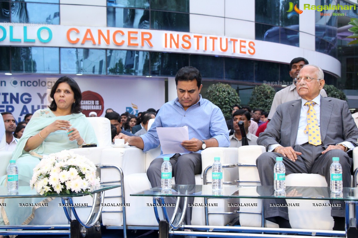 'Apollo Cancer Institutes' launches 'Tomotherapy' at Hyderabad