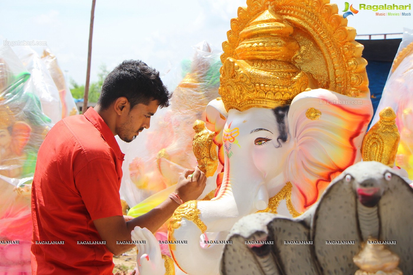 Ganesh Chaturthi Idols Sale at Nagole X Road, Hyderabad