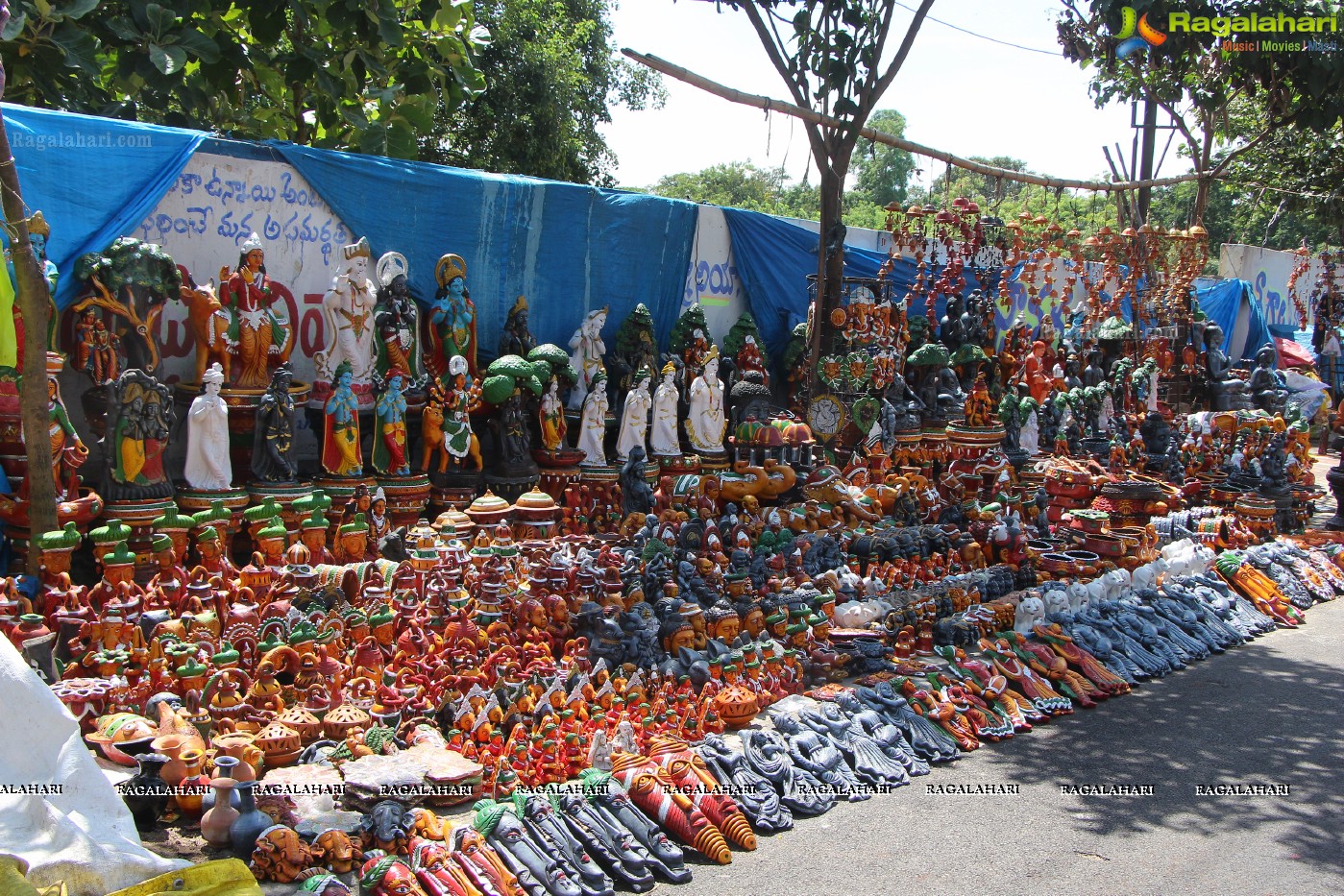 Ganesh Chaturthi Idols Sale at Nagole X Road, Hyderabad