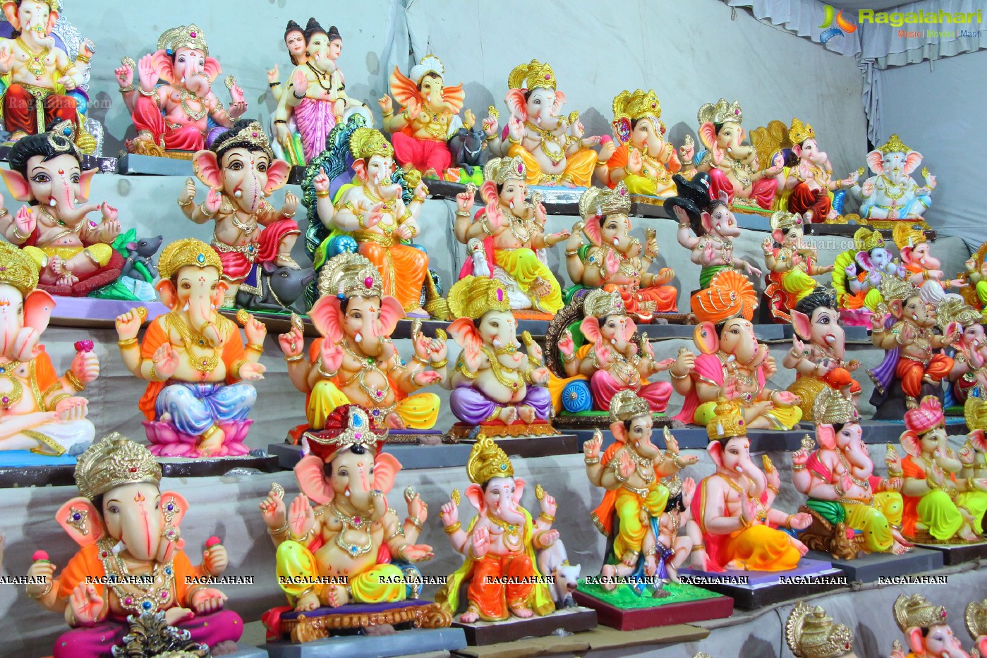 Ganesh Chaturthi Idols Sale at Nagole X Road, Hyderabad