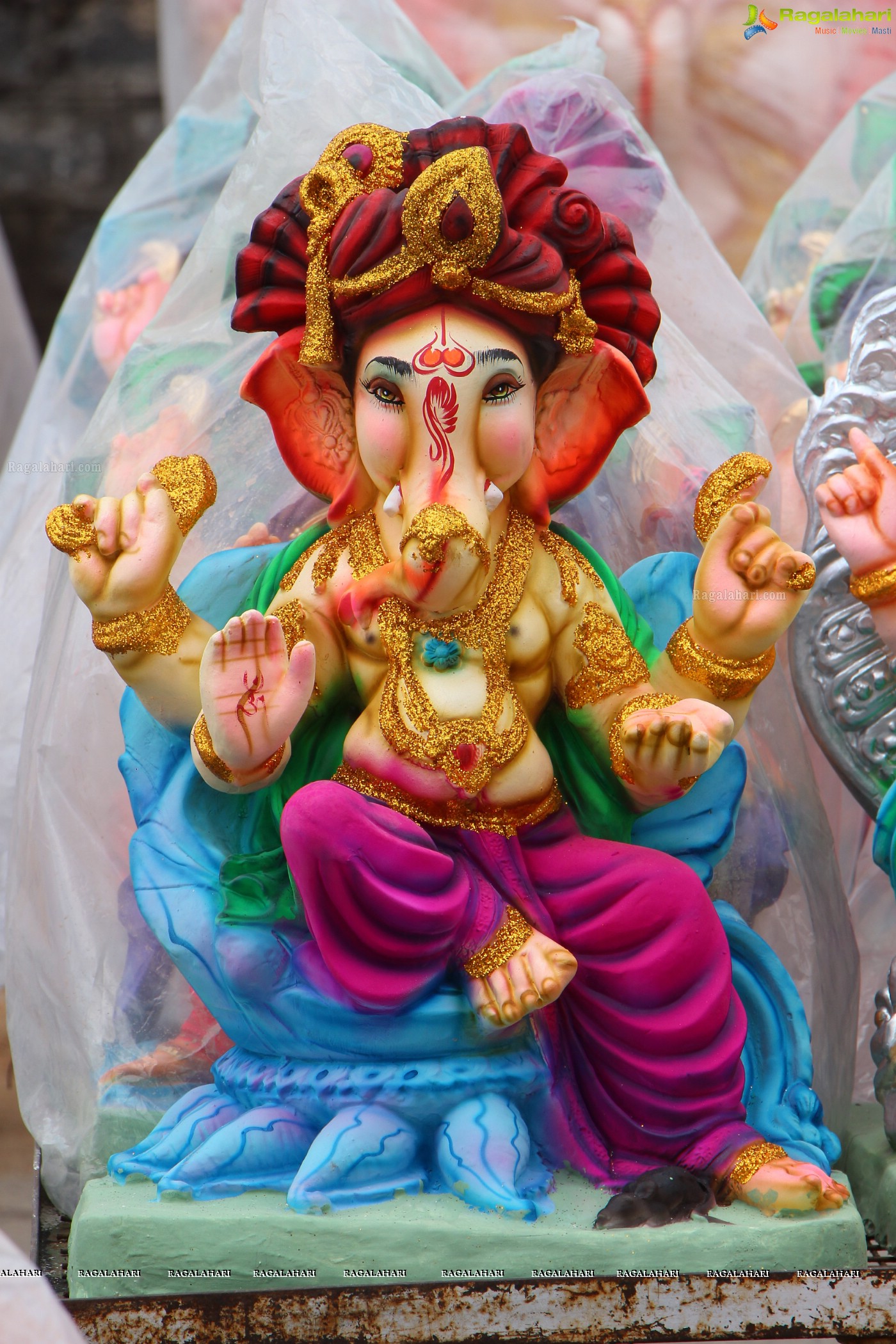 Ganesh Chaturthi Idols Sale at Nagole X Road, Hyderabad