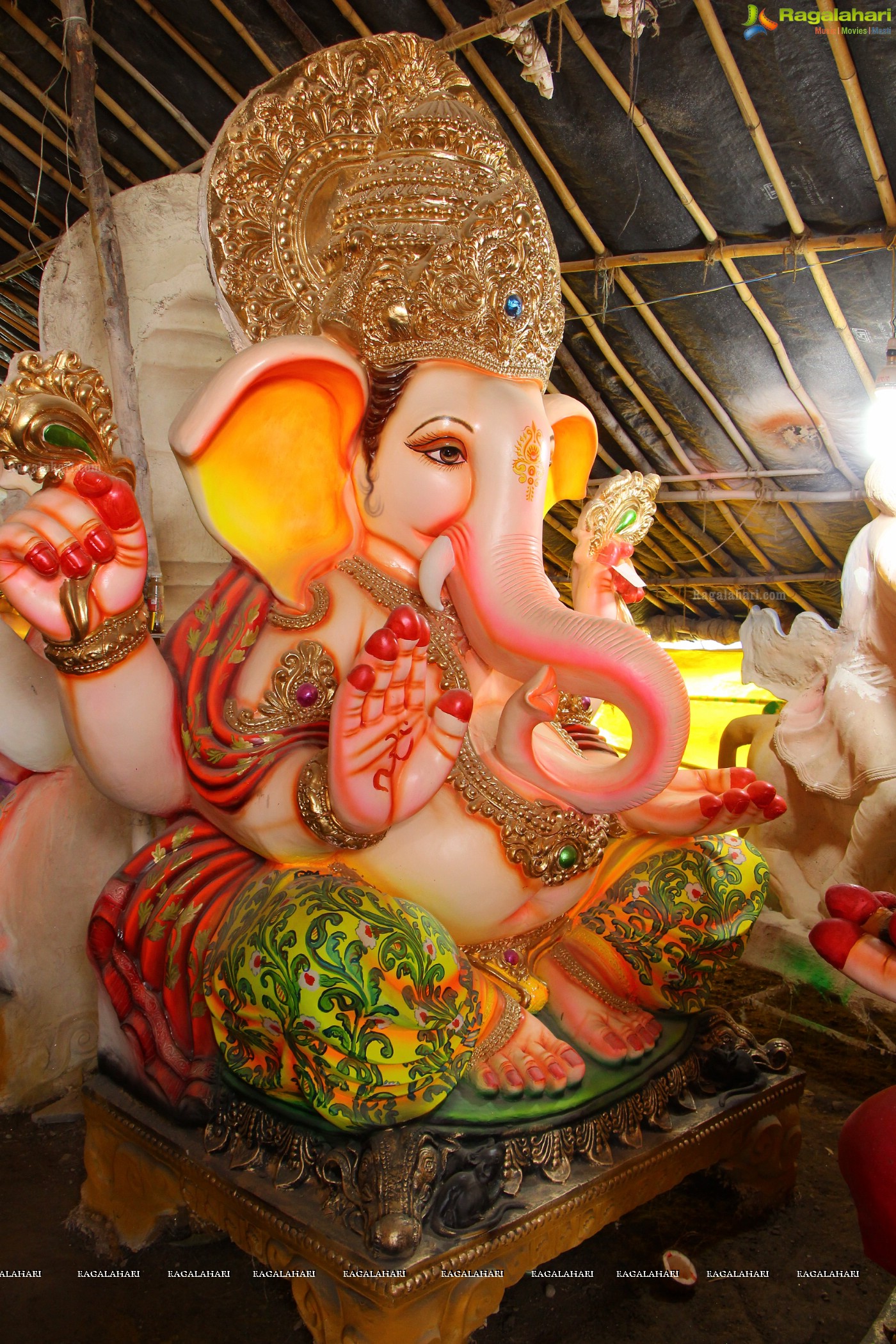 Ganesh Chaturthi Idols Sale at Nagole X Road, Hyderabad