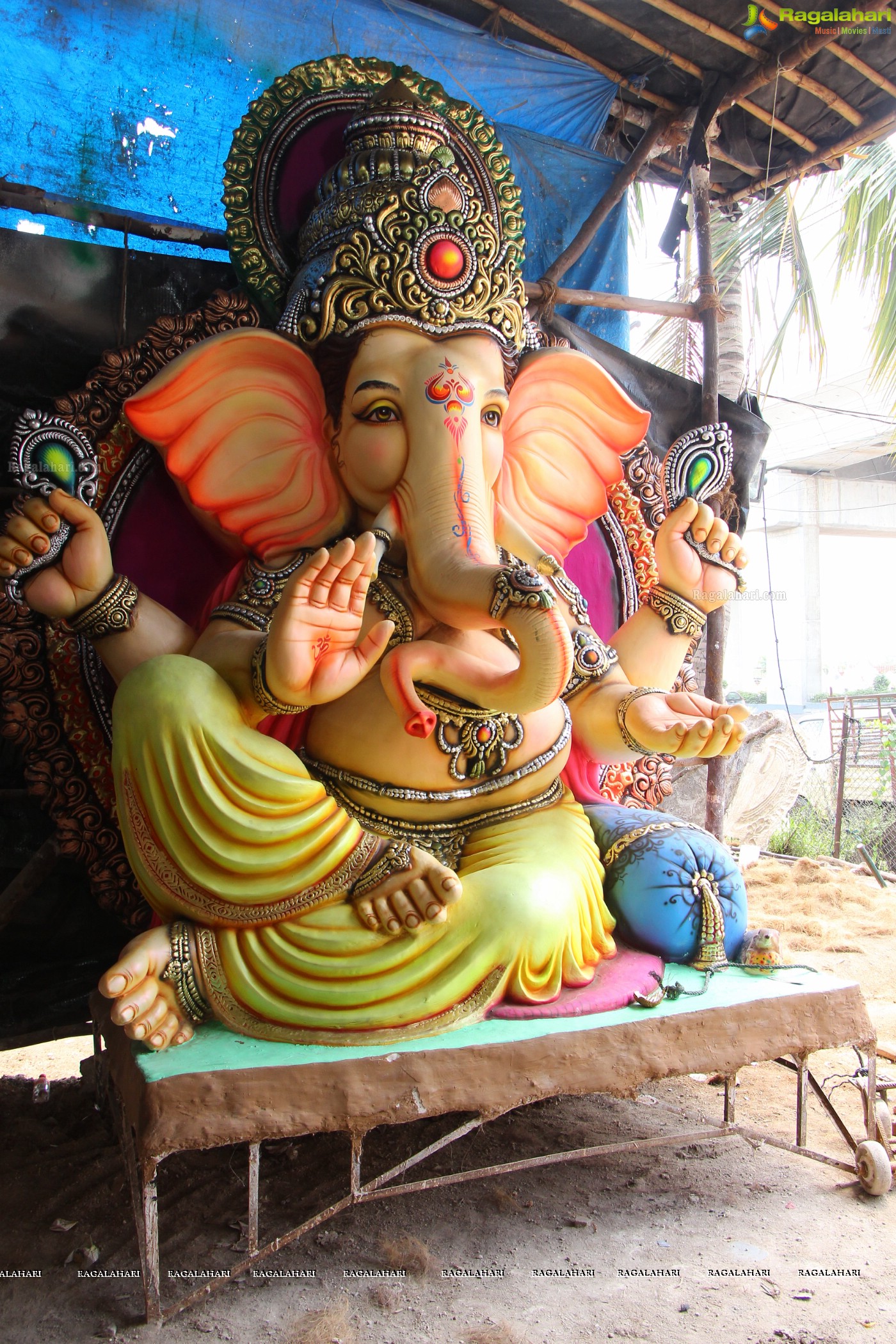 Ganesh Chaturthi Idols Sale at Nagole X Road, Hyderabad