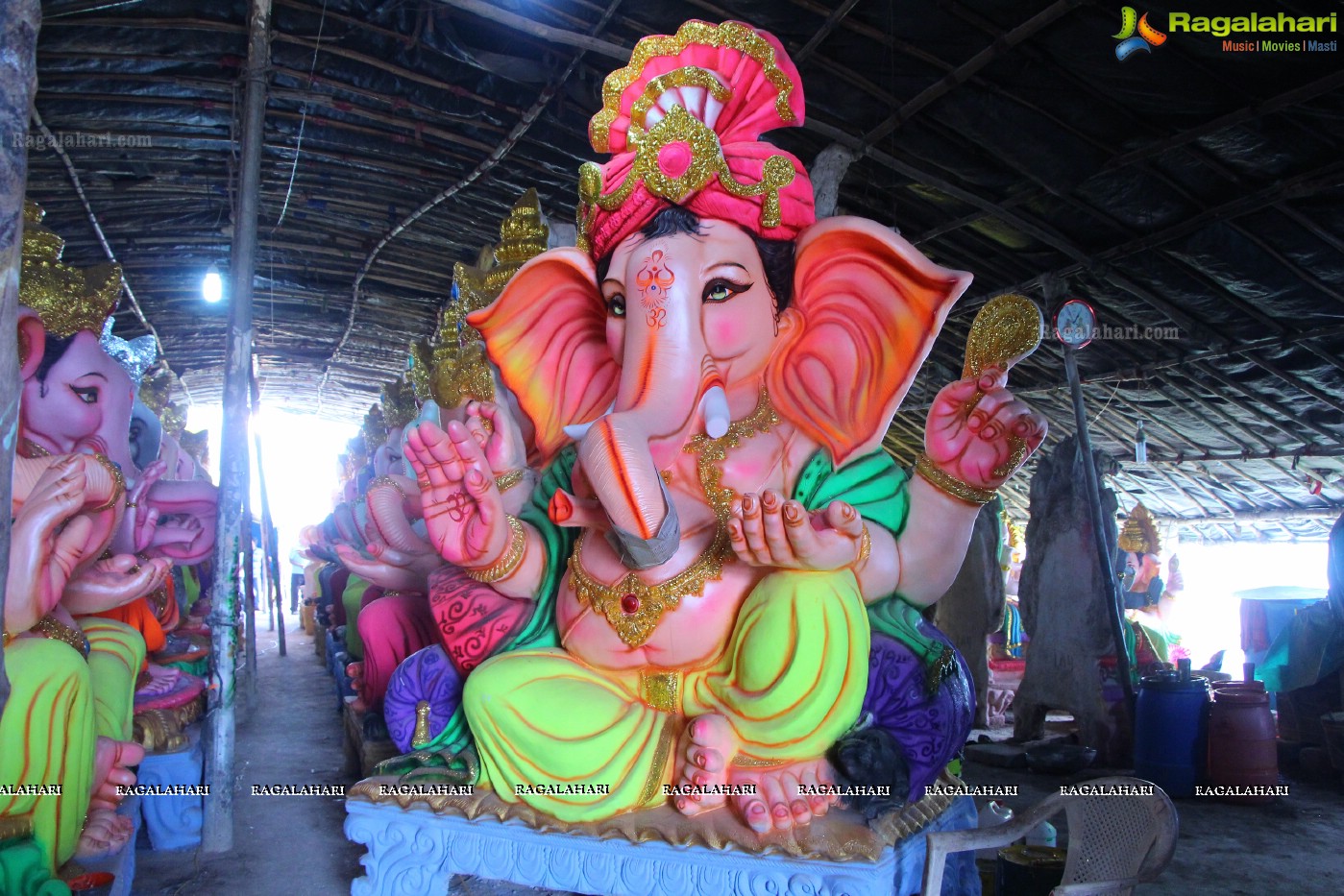 Ganesh Chaturthi Idols Sale at Nagole X Road, Hyderabad