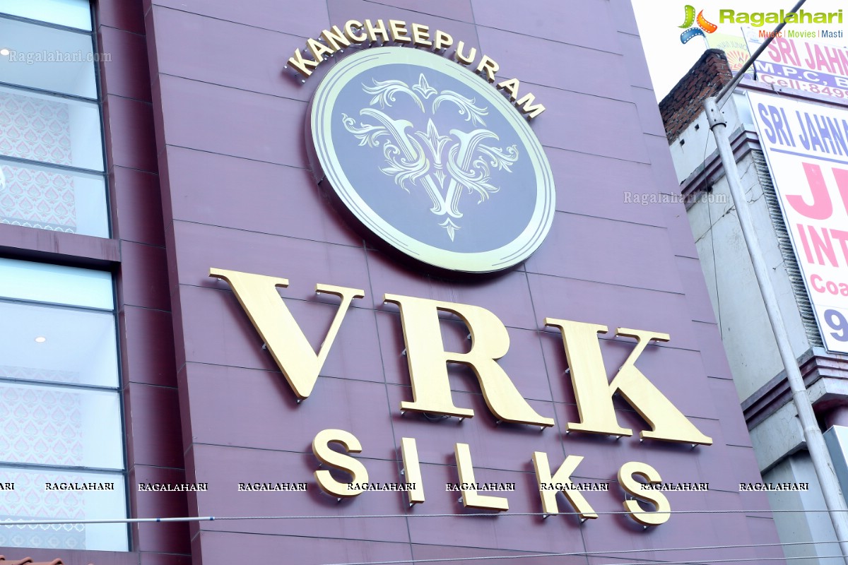 Pranitha Subhash launches VRK Silks at Kukatpally, Hyderabad