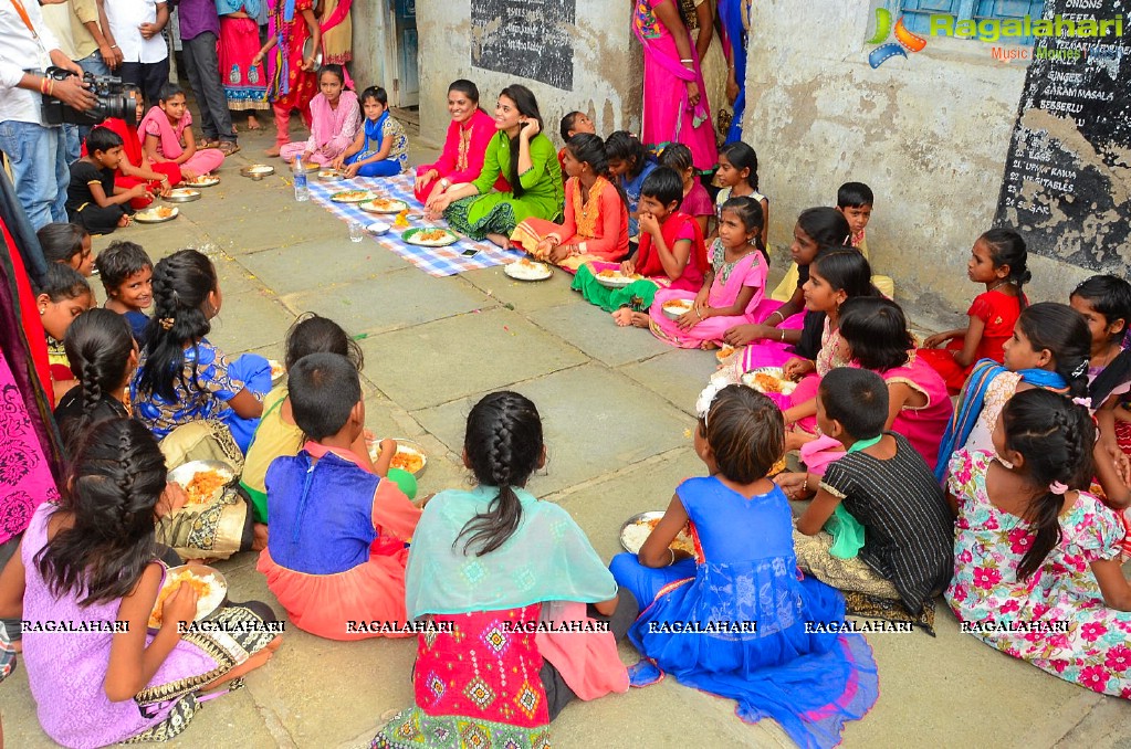 Yamini Bhaskar Birthday Celebrations 2016 at Govt. Girls School