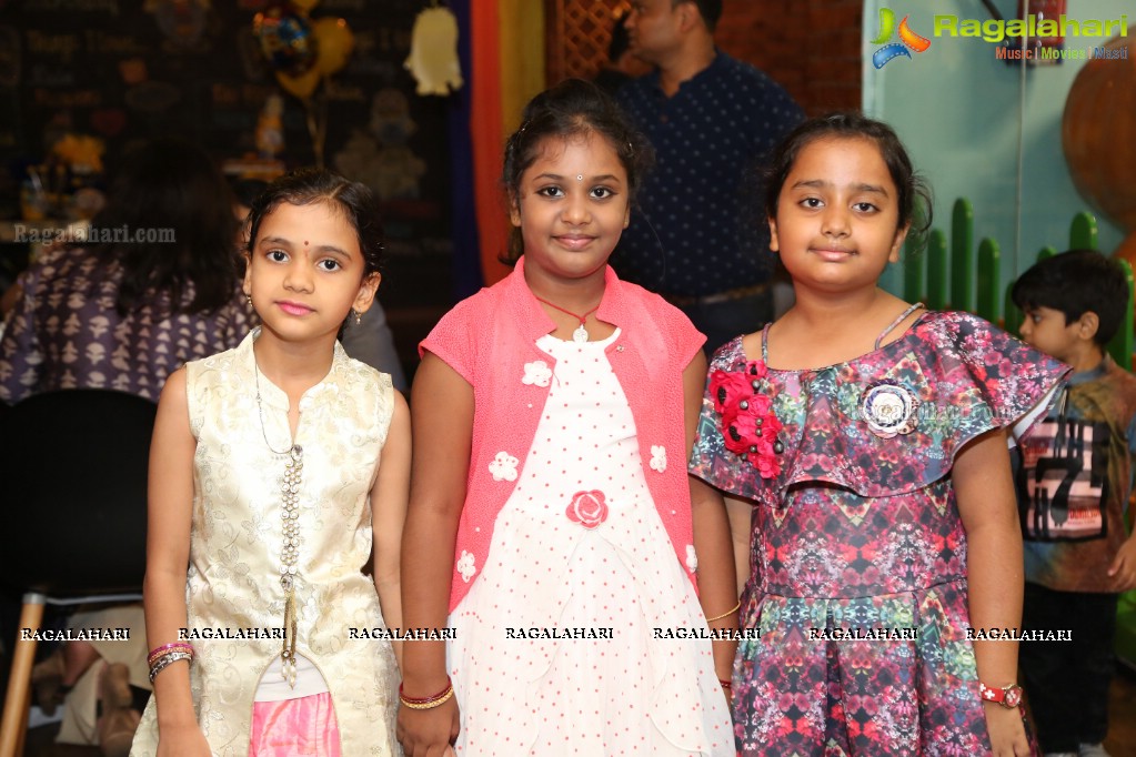 Aanya & Parth Birthday Party at Kids Centre