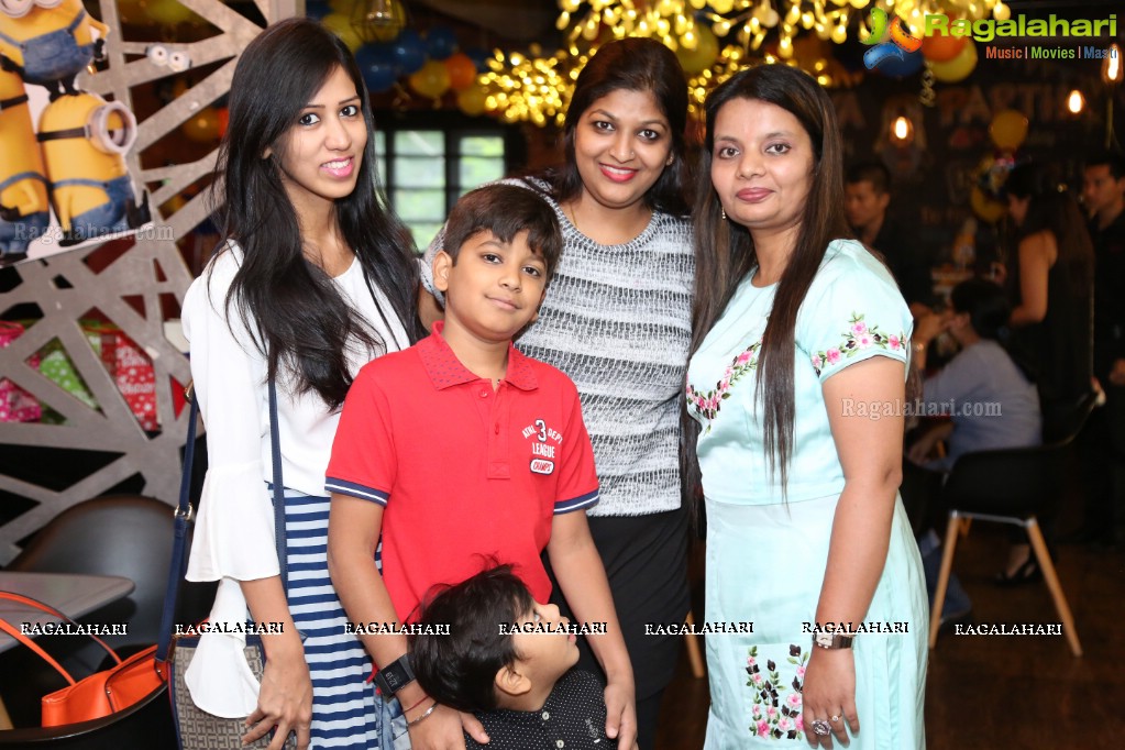 Aanya & Parth Birthday Party at Kids Centre