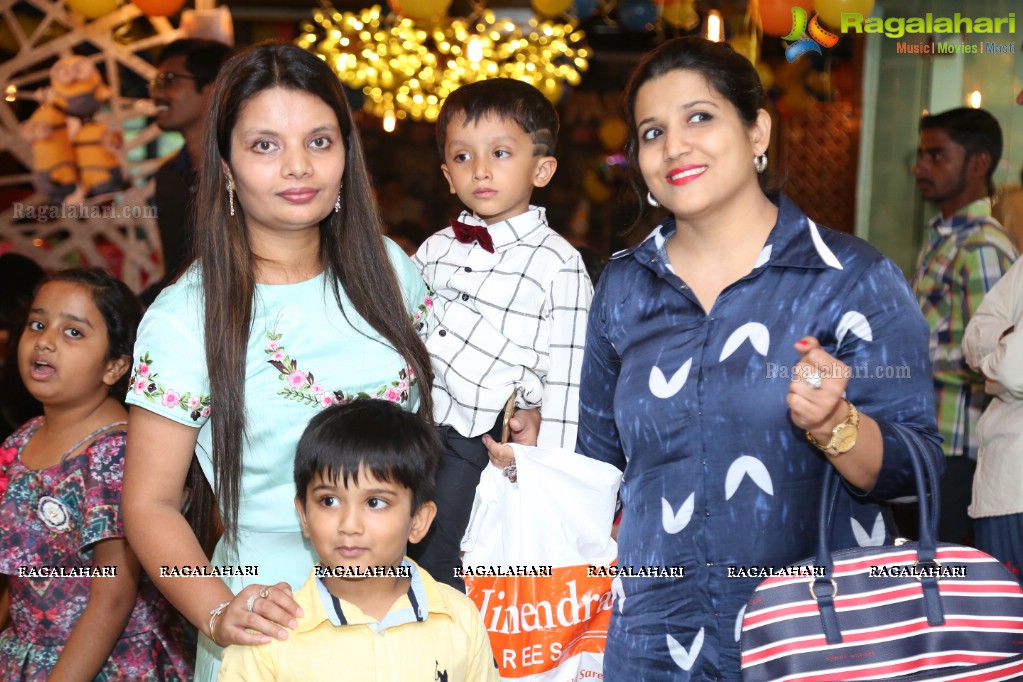 Aanya & Parth Birthday Party at Kids Centre