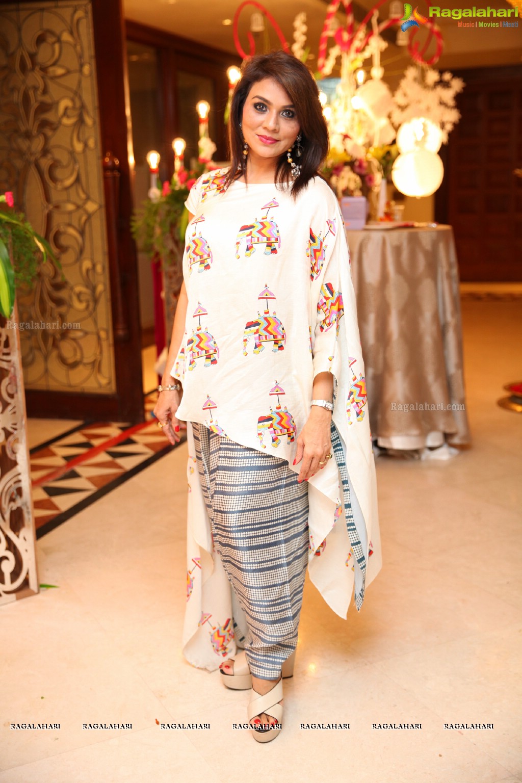 Abhimanika Tavi launches Khwaaish Designer Exhibition at Taj Krishna