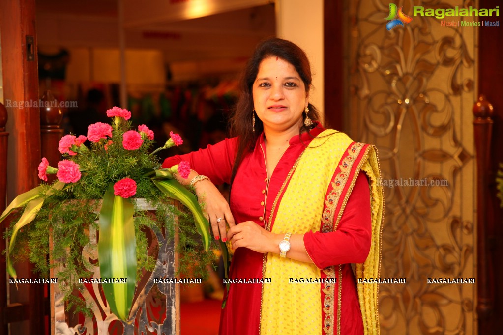 Abhimanika Tavi launches Khwaaish Designer Exhibition at Taj Krishna