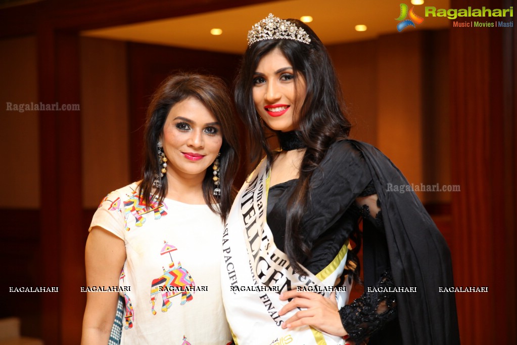 Abhimanika Tavi launches Khwaaish Designer Exhibition at Taj Krishna