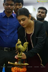 Shalini Pandey Cell Point Vepagunta Vizag