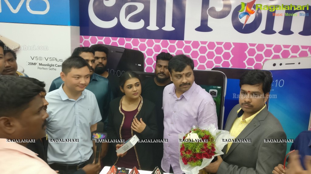 Shalini Pandey launches Cell Point at Vepagunta, Vizag