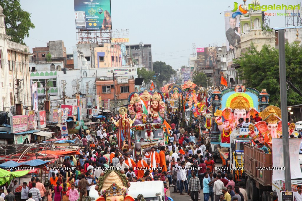  Ganesh Shobha Yatra Rally 2017 at Charminar, Hyderabad