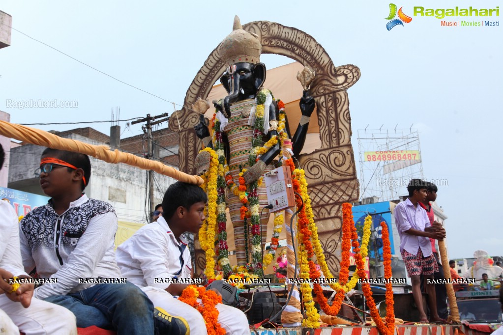  Ganesh Shobha Yatra Rally 2017 at Charminar, Hyderabad