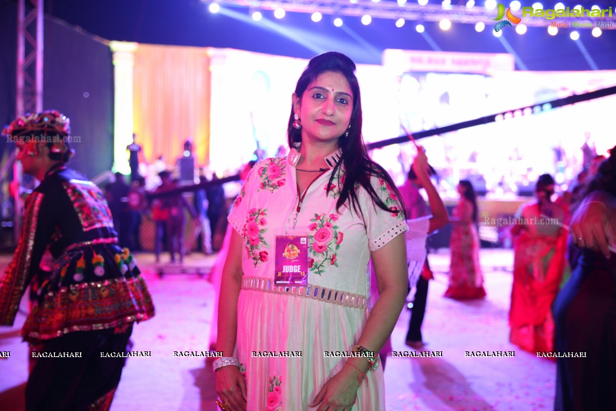 Dildar Dandiya 2017 (Day 4) at Classic Convention Three, Shamshabad