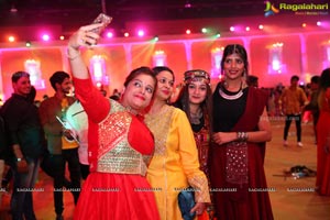 Dildar Dandiya 2017