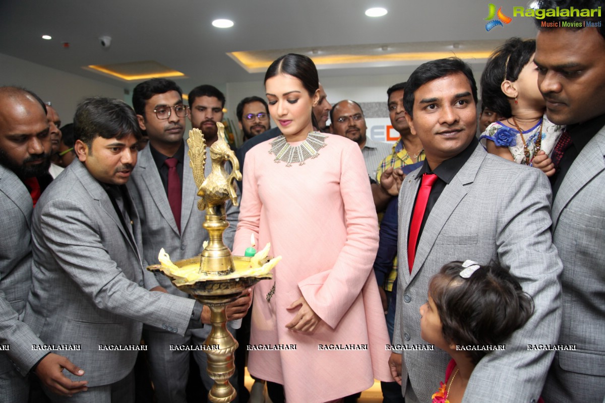 Catherine Tresa inaugurates Eledent Hospitals, Kondapur
