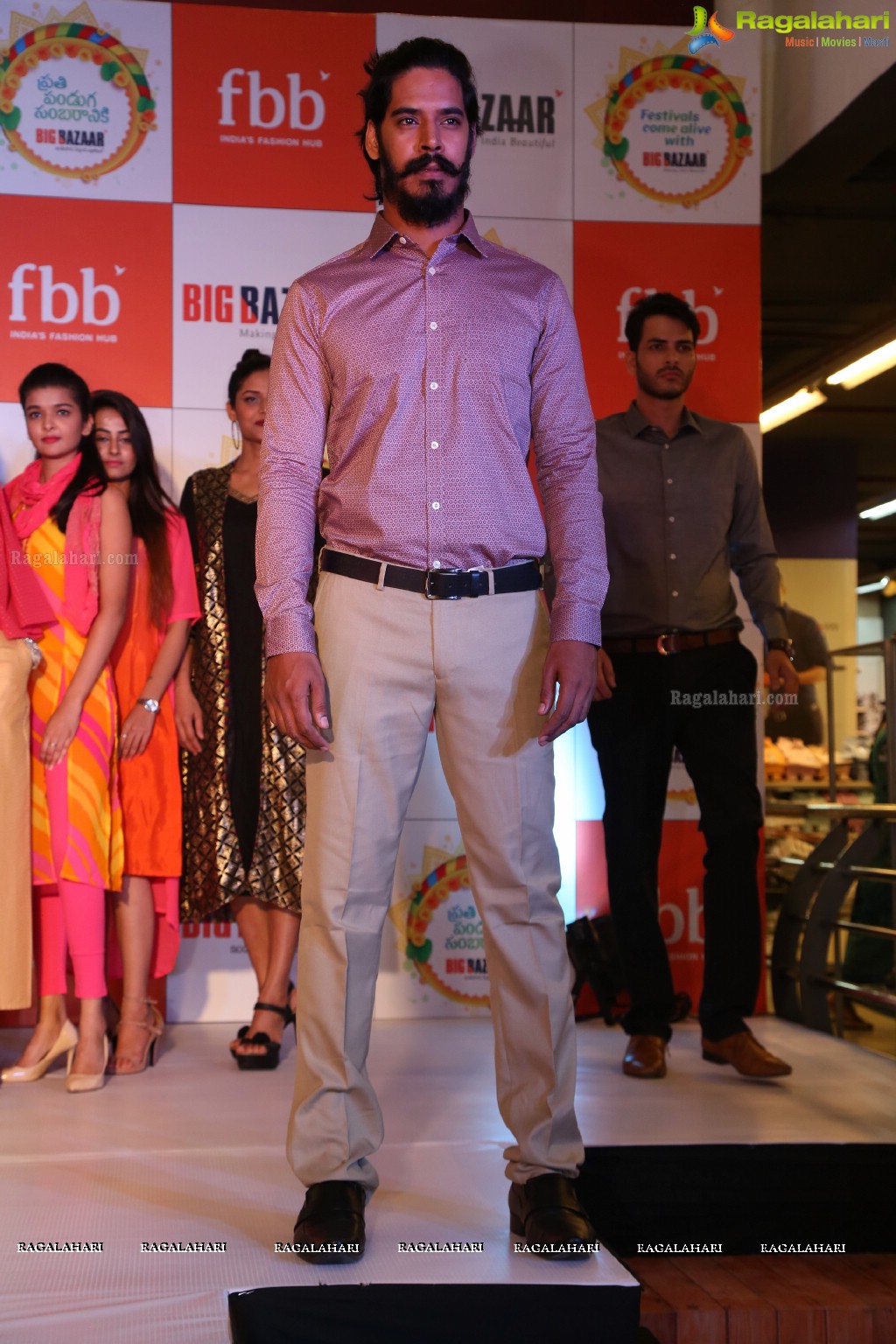 Pranita Subhash launches fbb Special Dasara Collection 2017