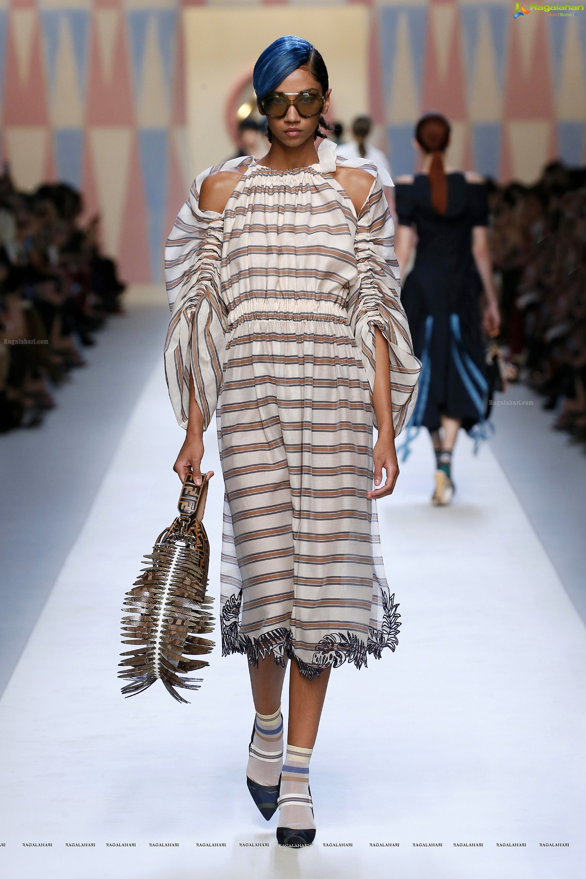 Fendi Spring-Summer 2018 Women's Fashion Show