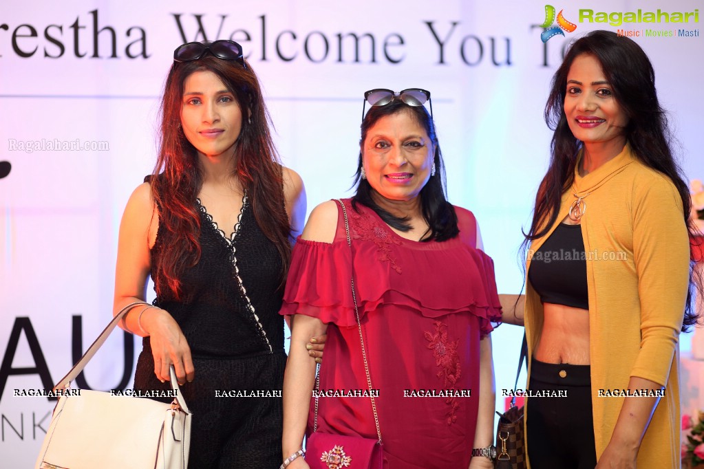 Flaunsica Trunk Show by Aishwarya & Prestha Agarwal at Park Hyatt