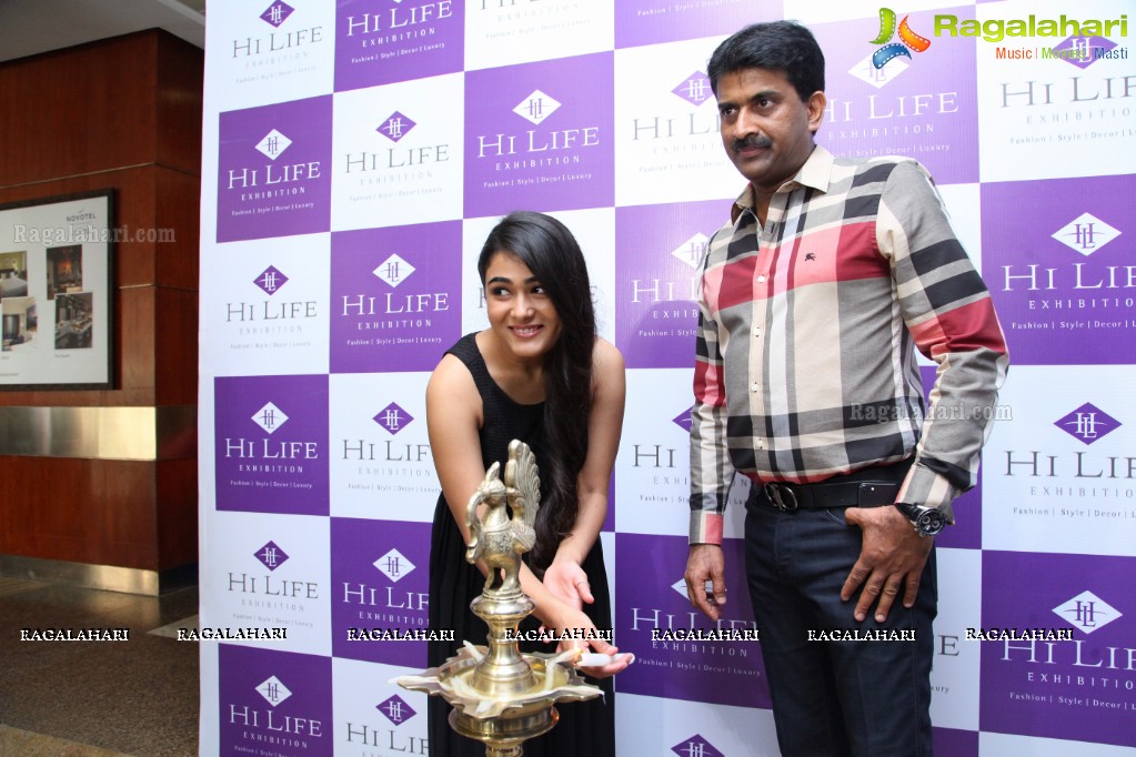 Shalini Pandey launches Hi Life Exhibition at Novotel, HICC