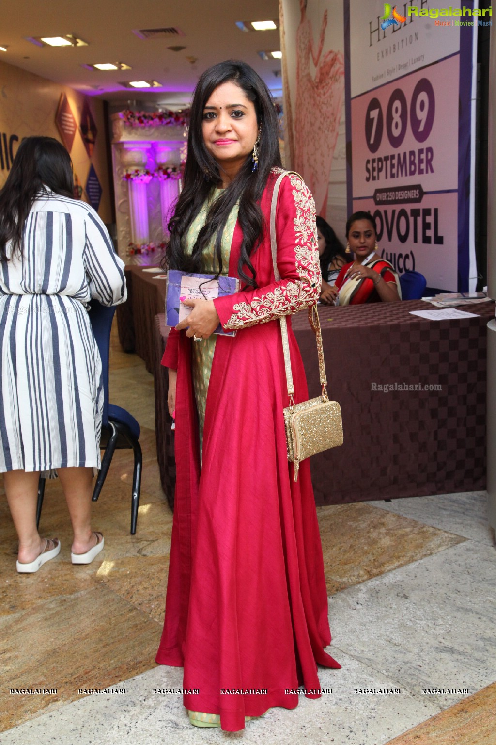 Shalini Pandey launches Hi Life Exhibition at Novotel, HICC