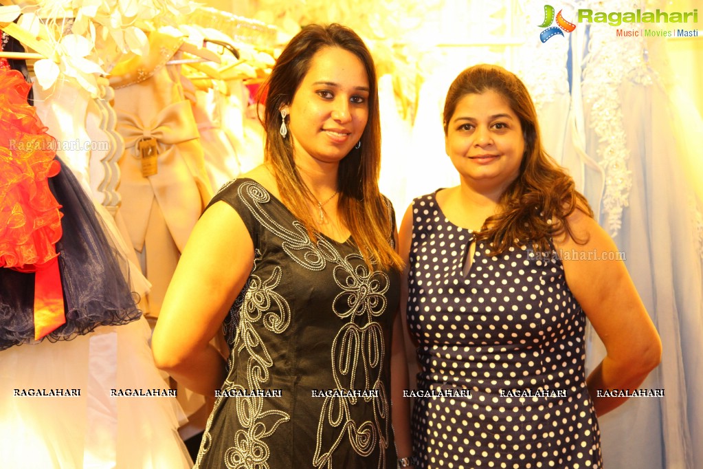 Shalini Pandey launches Hi Life Exhibition at Novotel, HICC