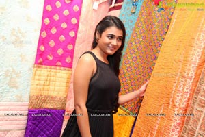 Shalini Pandey Hi Life Exhibition