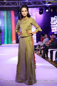 India Glam Fashion Week Season 2 (Day 2)