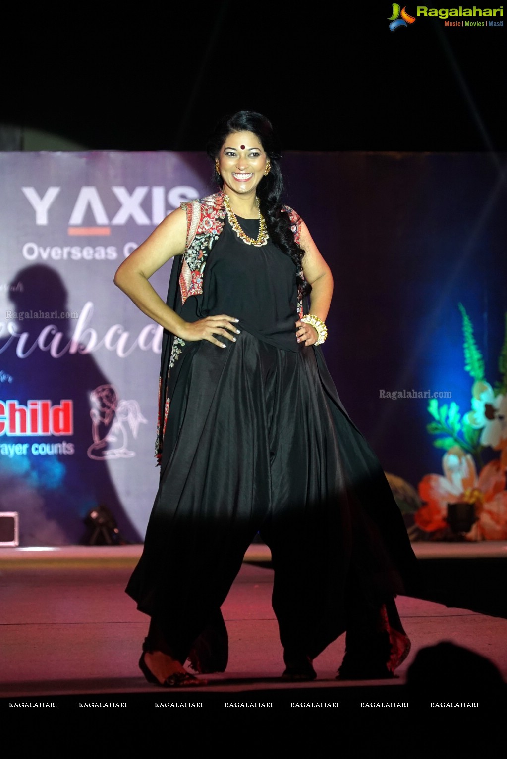 Hyderabad Walks for Heal-a-Child - Annual Fashion Show 2017 at HICC, Hyderabad