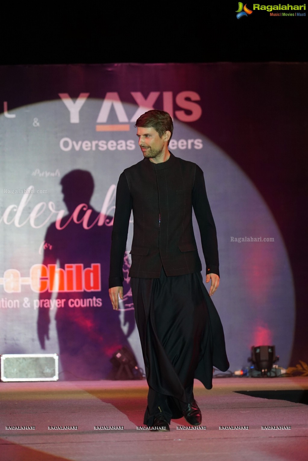 Hyderabad Walks for Heal-a-Child - Annual Fashion Show 2017 at HICC, Hyderabad