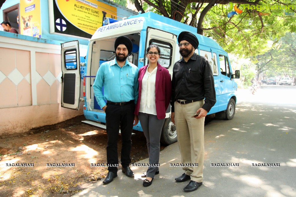 Jagapathi Babu launches Allvet Pet Clinic at Road #2, Banjara Hills, Hyderabad