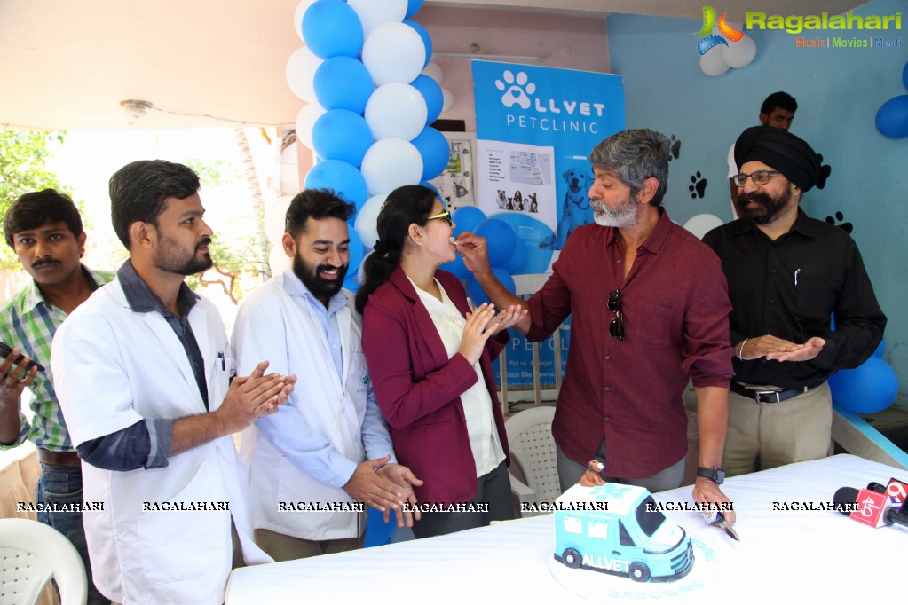 Jagapathi Babu launches Allvet Pet Clinic at Road #2, Banjara Hills, Hyderabad