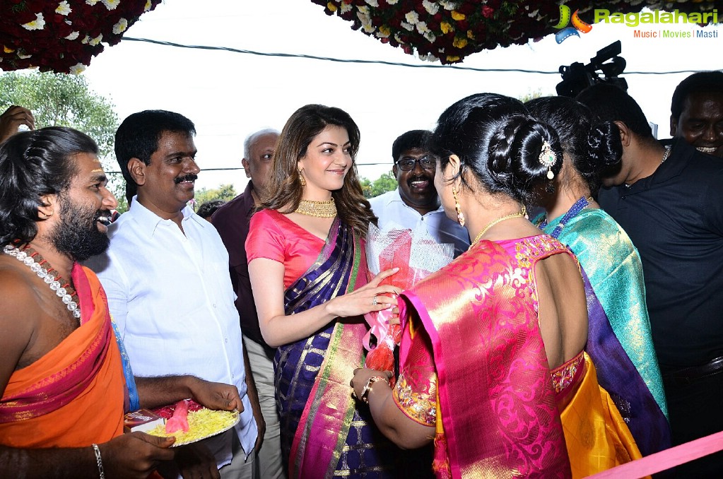 Naga Chaitanya-Kajal Aggarwal launches Chennai Shopping Mall at Kompally