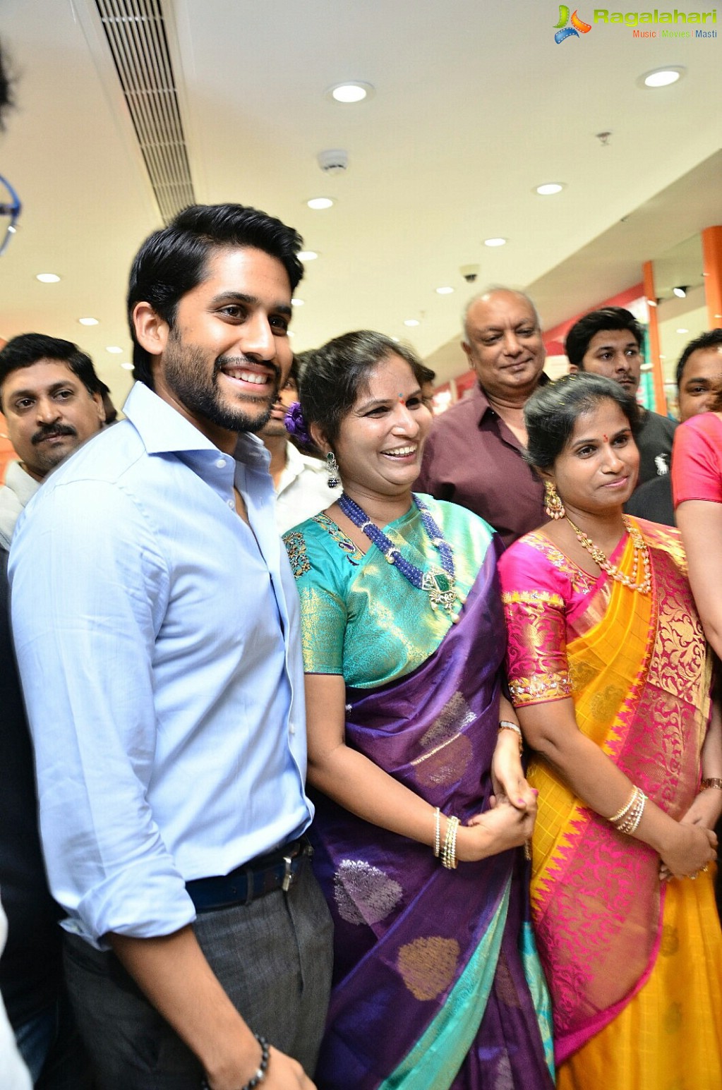 Naga Chaitanya-Kajal Aggarwal launches Chennai Shopping Mall at Kompally