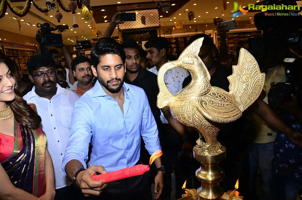 Naga Chaitanya-Kajal Aggarwal launches Chennai Shopping Mall at Kompally