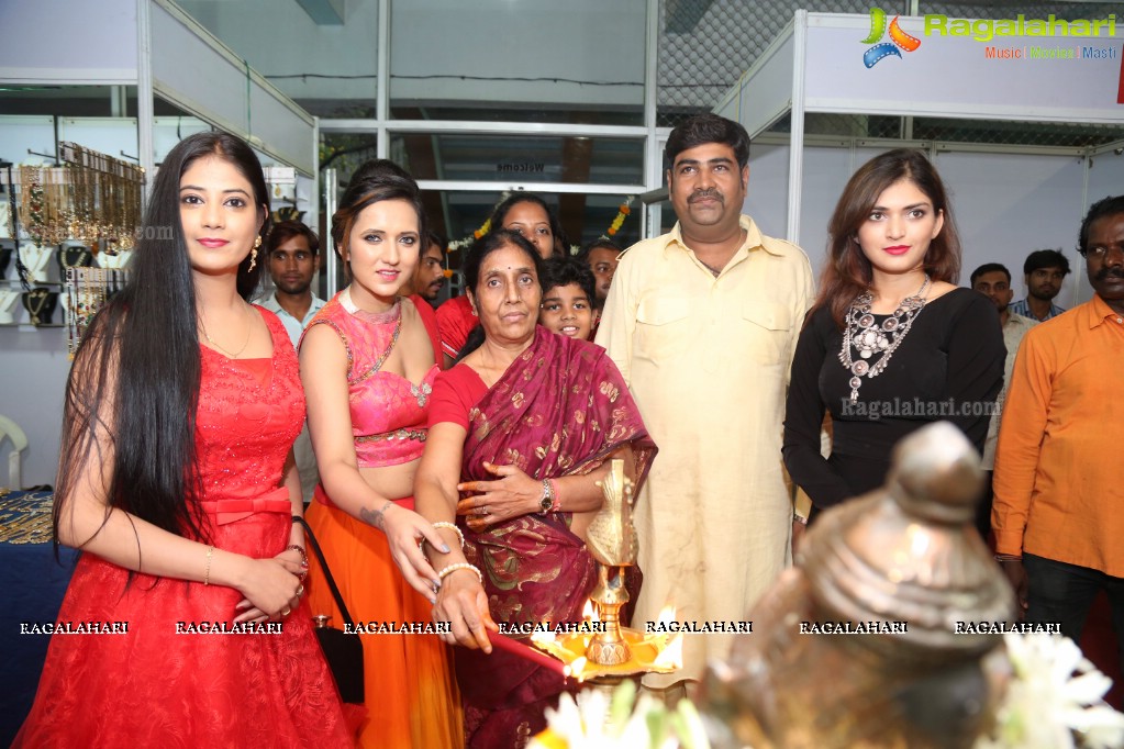 Kala Silk Handloom Expo Launch at Sri Satya Sai Nigamagamam