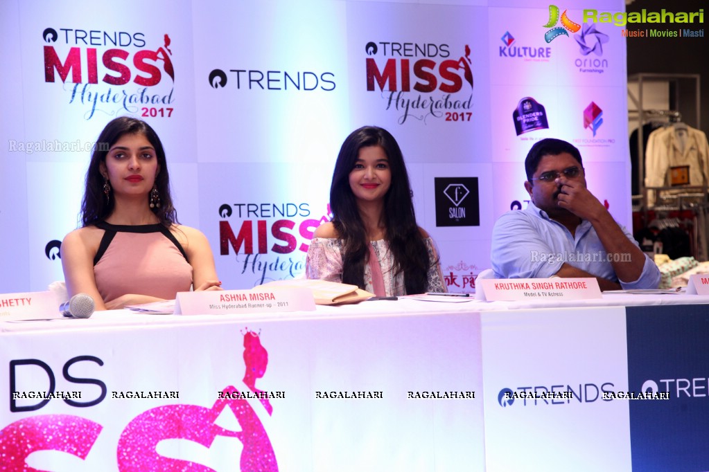 Trends Miss Hyderabad 2017 Launch by Page 3 Entertainments at Reliance Trends