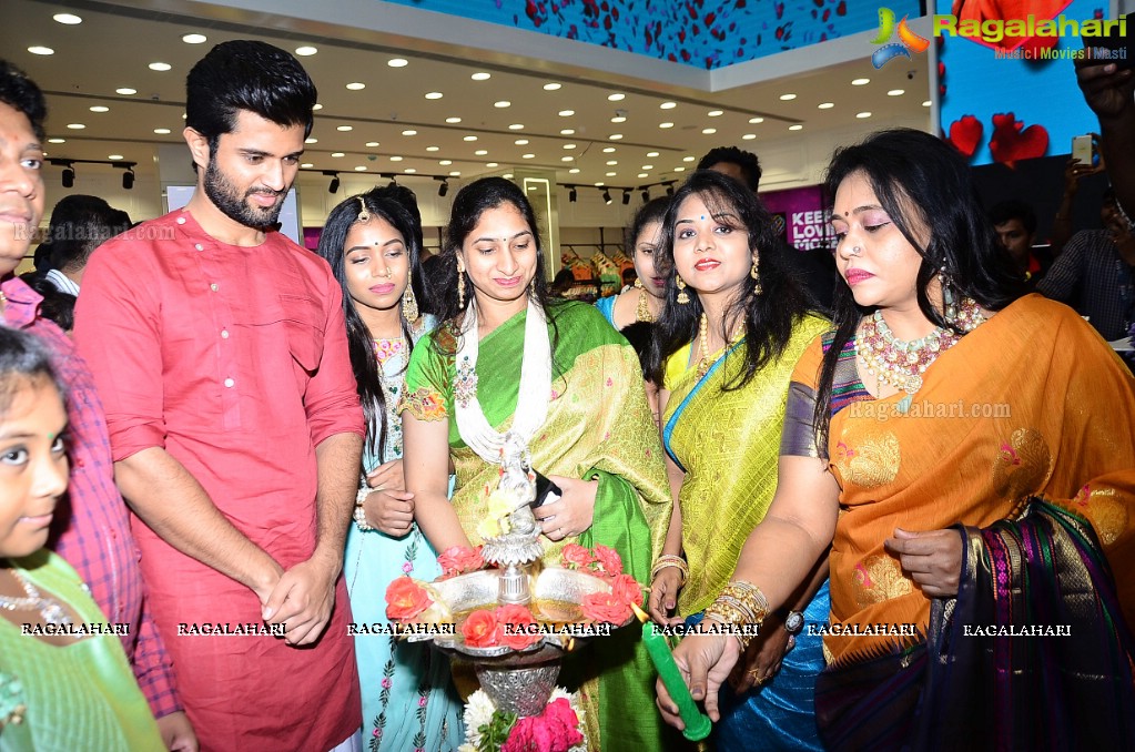 Grand Launch of Keep Loving More Fashion Mall at Kukatpally