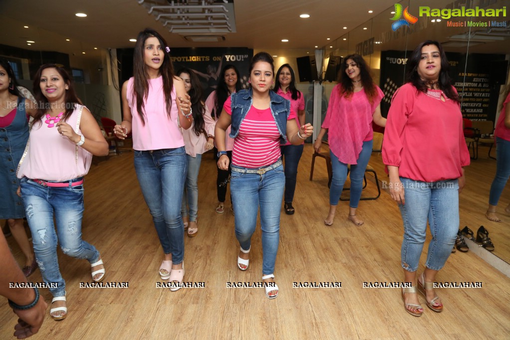 Pink Ribbon - Breast Cancer Awareness Day Event by Phankar Innovative Minds at Golds Gym