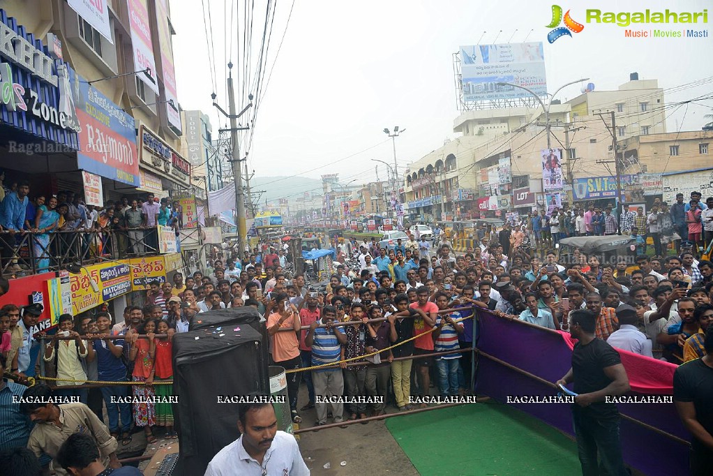 Pragya Jaiswal Launches BNEW Mobile Store At Gajuwaka In Vizag 