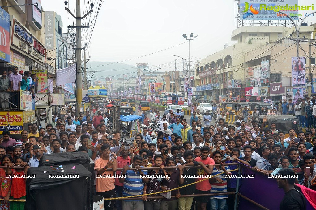 Pragya Jaiswal Launches BNEW Mobile Store At Gajuwaka In Vizag 