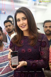 Raashi Khanna Big C Mobile Store