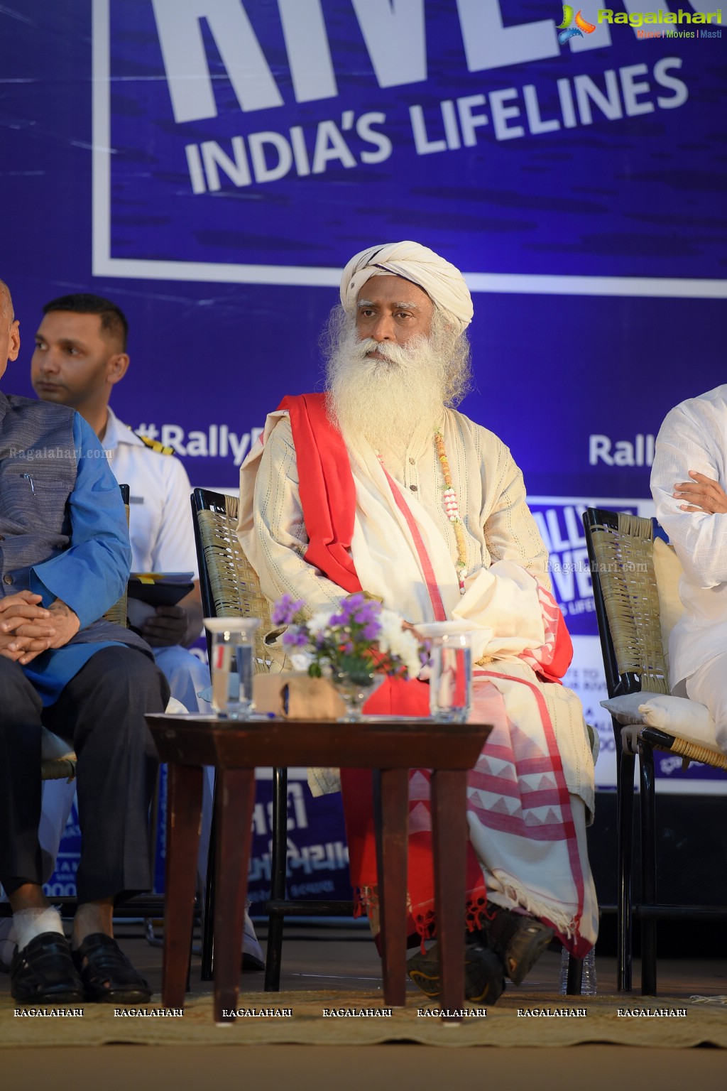 Rally For Rivers Event - MM Keeravani In Conversation with Sadhguru at Gachibowli Indoor Stadium