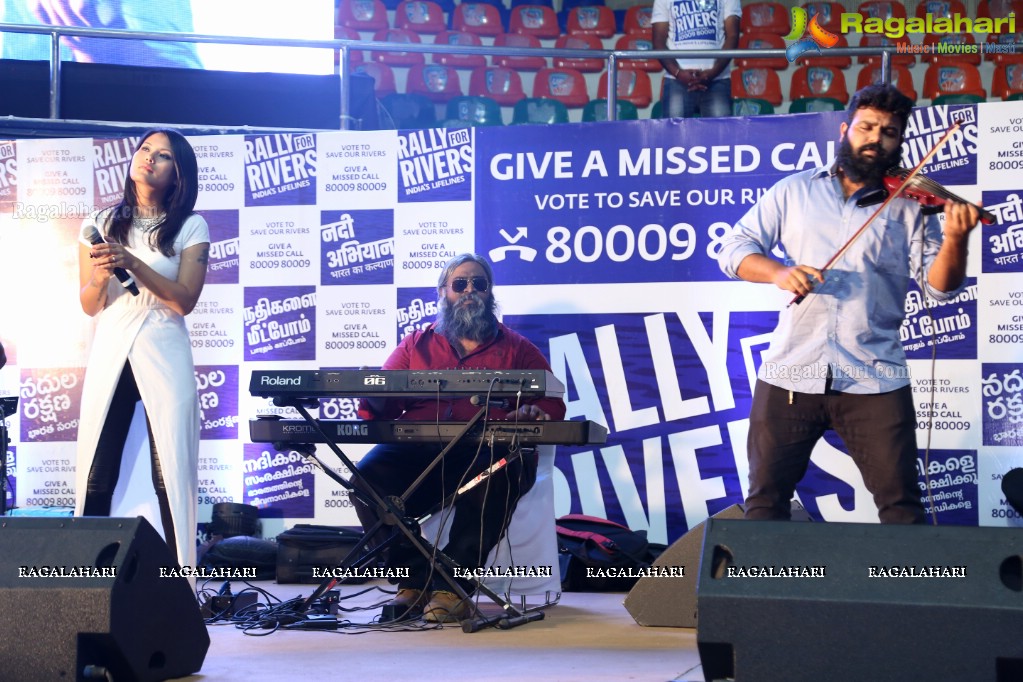 Rally For Rivers Event - MM Keeravani In Conversation with Sadhguru at Gachibowli Indoor Stadium