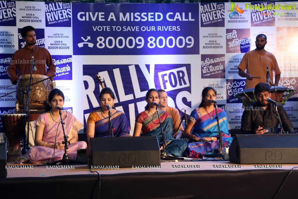 Rally For Rivers Event - MM Keeravani In Conversation with Sadhguru at Gachibowli Indoor Stadium