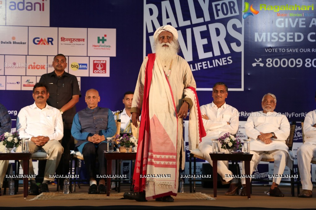 Rally For Rivers Event - MM Keeravani In Conversation with Sadhguru at Gachibowli Indoor Stadium