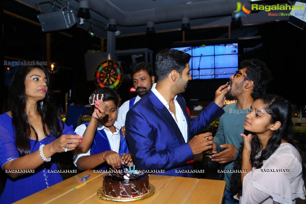 Sushila Bokadiya's Son Ronak's Birthday Bash at Karma